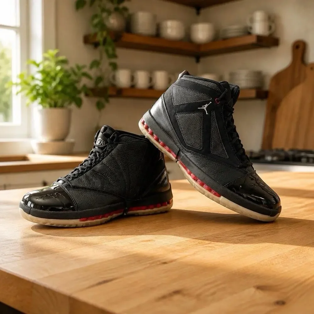 Size 13 Jordan Air Jordan 16 XVI OG Bred 2001 Black/Varsity Red 136059-061